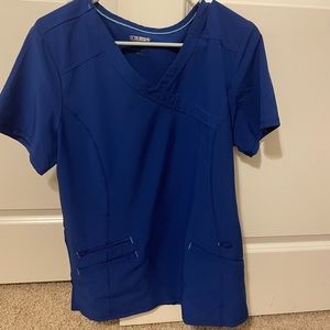 Medium Scrub Tops (6)